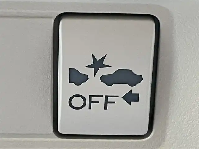 スバル レガシィ ツーリングワゴン 2．5i Bスポーツ アイサイトG 群馬県 2013(平25)年 4.7万km クリスタルブラックシリカ 安全装備/・衝突軽減ブレーキ/・オートライト/・クルーズコントロール/・レーンキープアシスト/・横滑り防止/メーカー純正ナビ/・AM/FM/フルセグTV/・CD/DVD/MSV/・Bluetooth/・マッキントッシュ/バックカメラ/パドルシフト/HIDヘッドライト/フォグランプ/純正ドアバイザー/社外フロアマット/スマートキー/プッシュスタート