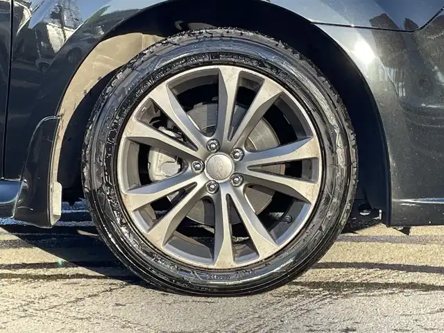 スバル レガシィ ツーリングワゴン 2．5i Bスポーツ アイサイトG 群馬県 2013(平25)年 4.7万km クリスタルブラックシリカ 安全装備/・衝突軽減ブレーキ/・オートライト/・クルーズコントロール/・レーンキープアシスト/・横滑り防止/メーカー純正ナビ/・AM/FM/フルセグTV/・CD/DVD/MSV/・Bluetooth/・マッキントッシュ/バックカメラ/パドルシフト/HIDヘッドライト/フォグランプ/純正ドアバイザー/社外フロアマット/スマートキー/プッシュスタート