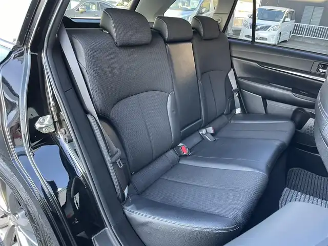 スバル レガシィ ツーリングワゴン 2．5i Bスポーツ アイサイトG 群馬県 2013(平25)年 4.7万km クリスタルブラックシリカ 安全装備/・衝突軽減ブレーキ/・オートライト/・クルーズコントロール/・レーンキープアシスト/・横滑り防止/メーカー純正ナビ/・AM/FM/フルセグTV/・CD/DVD/MSV/・Bluetooth/・マッキントッシュ/バックカメラ/パドルシフト/HIDヘッドライト/フォグランプ/純正ドアバイザー/社外フロアマット/スマートキー/プッシュスタート