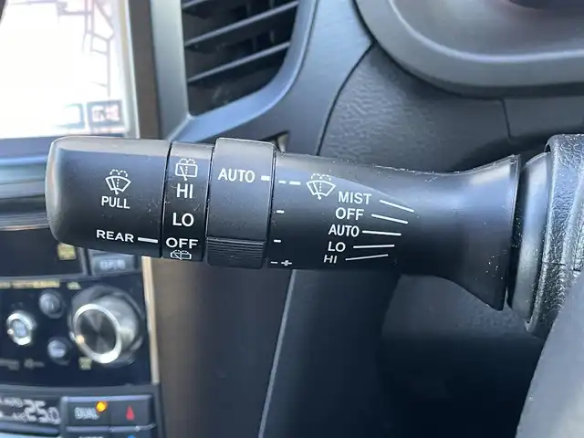 スバル レガシィ ツーリングワゴン 2．5i Bスポーツ アイサイトG 群馬県 2013(平25)年 4.7万km クリスタルブラックシリカ 安全装備/・衝突軽減ブレーキ/・オートライト/・クルーズコントロール/・レーンキープアシスト/・横滑り防止/メーカー純正ナビ/・AM/FM/フルセグTV/・CD/DVD/MSV/・Bluetooth/・マッキントッシュ/バックカメラ/パドルシフト/HIDヘッドライト/フォグランプ/純正ドアバイザー/社外フロアマット/スマートキー/プッシュスタート