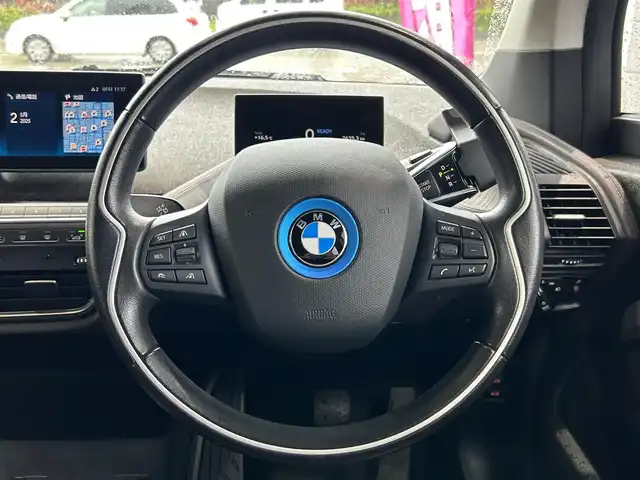 ＢＭＷ ｉ３ レンジエクステンダー 愛知県 2019(平31)年 8.7万km レーザーブルー インテリアデザイン　スイート/コンフォートパッケージ/ブラウンレザーシート/純正ナビ/Bluetooth・USB/バックカメラ/インテリジェントセーフティ/アダクティブクルーズコントロール/パーキングアシスト/前席シートヒーター/LEDヘッドライト/オートライト/スマートキー/プッシュスタート/ビルトインETC/置くだけ充電/トラクションコントロール/純正前後ドライブレコーダー/純正フロアマット/USB・type-C/ISOFIX/充電ケーブルあり/保証書/取扱説明書/スペアキー