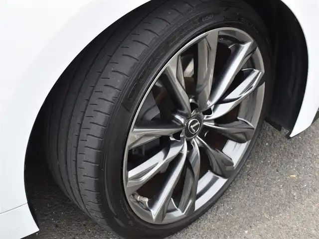 レクサス ＩＳ 300h Fスポーツ 福岡県 2021(令3)年 3.9万km ホワイトノーヴァガラスフレーク 純正メーカーナビ・地デジTV/パノラミックビューモニター/黒革シート/シートヒーター/ハンドルヒーター/2.0ETC/3連LEDヘッドライト/パドルシフト/純正ドラレコ/レーダークルーズコントロール/スペアキー1個　カードキー1個
