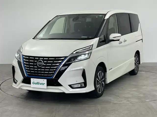 日産 セレナ e－パワー ハイウェイスター V 愛知県 2021(令3)年 5.5万km パール プロパイロット/デジタルインナーミラー/インテリジェントエマージェンシーブレーキ/インテリジェントDA/フロント/バックソナー/標識検知機能/純正9インチナビ/　　・CD/DVD/フルセグ/BT/アラウンドビューモニター/ビルトインETC2.0/後席フリップダウンモニター/USBポート/両側パワースライドドア/ハンズフリーオートスライド（左側）/デュアルバックドア/ステアリングスイッチ/キャプテンシート/ロールサンシェード/純正LEDヘッドライト/純正16インチアルミホイール/取扱説明書/保証書