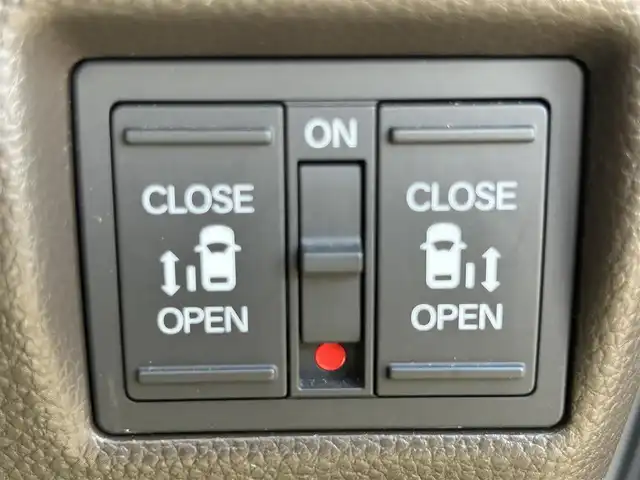 ホンダ Ｎ ＢＯＸ L 熊本県 2021(令3)年 2.4万km プレミアムアガットブラウンP ワンオーナー/純正ナビ/・AM/FM/CD/DVD/SD/AUX/iPod/BT/・フルセグTV/ホンダセンシング/・衝突軽減ブレーキシステム/・先行車発進お知らせ機能/・路外逸脱抑制システム/・レーンキープアシスト/・標識認識機能/・アダプティブクルーズコントロール/・クリアランスソナー/後方コーナーセンサー/ステアリングリモコン/D席シートヒーター/オートライト/・LEDライト/・ヘッドライトレベライザー/前後ドライブレコーダー/ETC/電動格納ミラー/・ウィンカーミラー/ドアバイザー/純正フロアマット/純正アルミホイール/スマートキー/・スペアキー