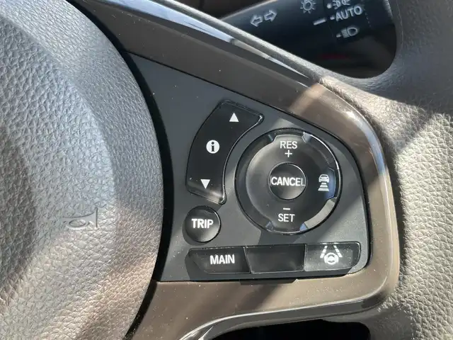 ホンダ Ｎ ＢＯＸ L 熊本県 2021(令3)年 2.4万km プレミアムアガットブラウンP ワンオーナー/純正ナビ/・AM/FM/CD/DVD/SD/AUX/iPod/BT/・フルセグTV/ホンダセンシング/・衝突軽減ブレーキシステム/・先行車発進お知らせ機能/・路外逸脱抑制システム/・レーンキープアシスト/・標識認識機能/・アダプティブクルーズコントロール/・クリアランスソナー/後方コーナーセンサー/ステアリングリモコン/D席シートヒーター/オートライト/・LEDライト/・ヘッドライトレベライザー/前後ドライブレコーダー/ETC/電動格納ミラー/・ウィンカーミラー/ドアバイザー/純正フロアマット/純正アルミホイール/スマートキー/・スペアキー