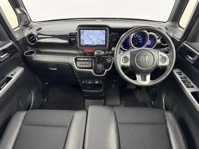 ホンダ Ｎ ＢＯＸ カスタム ターボ SSパッケージ 福岡県 2016(平28)年 7.6万km プレミアムベルベットパープル・パール ワンオーナー　/後席モニター　/純正８型ナビ　/バックカメラ　/ビルトインＥＴＣ　/前方ドラレコ　/クルーズコントロール　/パドルシフト　/シティブレーキアクティブシステム　/両側電動スライドドア　/ハーフレザーシート　/シートヒーター　