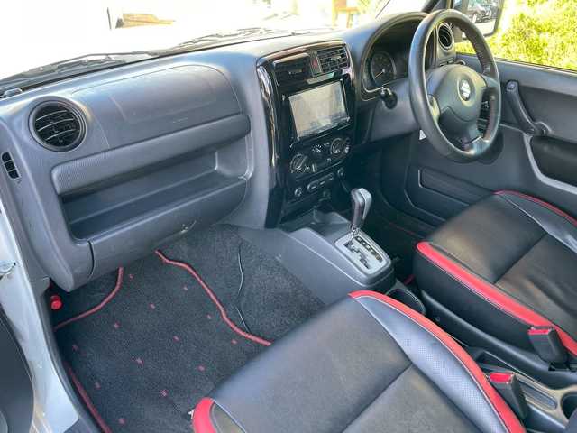 スズキ ジムニー クロスアドベンチャー 岩手県 2014(平26)年 7.7万km パールホワイト 社外メモリーナビ/（フルセグTV/CD/DVDBluetooth）/シートヒーター/ETC/パートタイム４WD/純正16インチナビ/フォグライト/ターボ/ドアバイザー