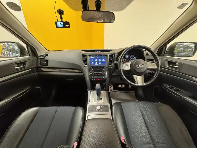 スバル レガシィ Ｂ４ 2．5GT Sパッケージ 群馬県 2010(平22)年 7.5万km グラファイトグレーメタリック 純正7インチナビ/・AM/FM/MSV/・Bluetooth/・SD/DVD/AUX/バックカメラ/パドルシフト/HIDヘッドライト/フォグランプ/オートライト/ドライブレコーダー/ETC/社外マフラー/社外エアクリーナー/社外リアウイング/社外18インチアルミホイール/純正フロアマット/プッシュスタート/スマートキー