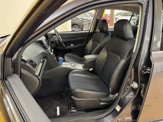 スバル レガシィ Ｂ４ 2．5GT Sパッケージ 群馬県 2010(平22)年 7.5万km グラファイトグレーメタリック 純正7インチナビ/・AM/FM/MSV/・Bluetooth/・SD/DVD/AUX/バックカメラ/パドルシフト/HIDヘッドライト/フォグランプ/オートライト/ドライブレコーダー/ETC/社外マフラー/社外エアクリーナー/社外リアウイング/社外18インチアルミホイール/純正フロアマット/プッシュスタート/スマートキー