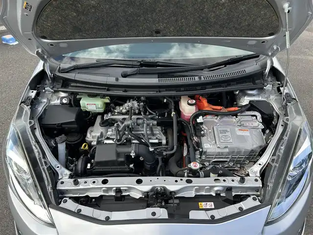 トヨタ アクア S スタイルブラック 愛知県 2018(平30)年 2.8万km シルバーM 純正ＳＤナビ（ＮＳＺＴ－Ｙ６６Ｔ）　/Ｂカメラ　/ＥＴＣ　/ＤＴＶ　/ＢＴ　/ＣＤ／ＤＶＤ　/純正フロアマット　/ドアバイザー　/社外ドラレコ　/クリアランスソナー/衝突軽減ブレーキ/レーンディパーチャーアラート/オートハイビーム