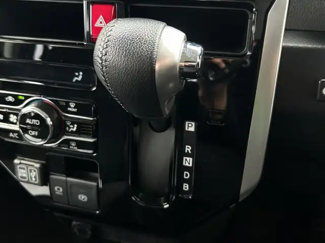 トヨタ ルーミー カスタムG－T 神奈川県 2023(令5)年 2.2万km ブラックマイカメタリック 純正9インチディスプレイオーディオ/（Bluetooth/AppleCarPlay/AndroidoAuto）/パノラミックビューモニター/両側パワースライドドア/衝突被害軽減ブレーキ/アダプティブクルーズコントロール/レーンキープアシスト/LEDヘッドライト/AUTOライト/ETC/前後ドライブレコーダー