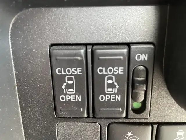 トヨタ ルーミー カスタムG S 千葉県 2017(平29)年 5.2万km マゼンタベリーマイカM モデリスタサイドスカート/スマートアシスト/純正7型ナビ/バックカメラ/ＥＴＣ/両側パワースライドドア/ＬＥＤヘッドライト/オートライト/フォグライト/スマートキー/プッシュスタート