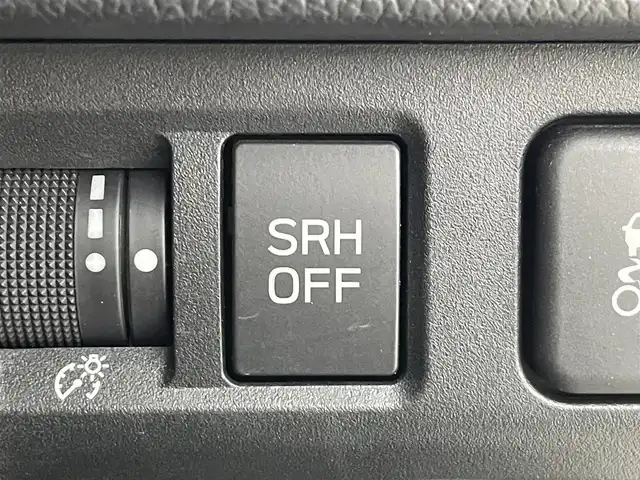 スバル フォレスター Xブレイク 群馬県 2017(平29)年 7.6万km クリスタルホワイトP アドバンスドセイフティパッケージ/・アダプティブドライビングビーム/・スバルリヤビークルディテクション(後側方警戒支援システム)/社外カロッツェリアナビ（AVIC-RZ900)/・AM/FM/CD/DVD/SD/MSV/Bluetooth/フルセグTV/=============/アドバンスドセイフティパッケージ　外カロッツェリアナビ　バックモニター　ハーフレザーシート　パワーシート　シートヒーター　アイサイト　追従クルーズ　ＬＥＤヘッドライト　フォグ　ＳＲＨ　ＢＳＭ　ＥＴＣ