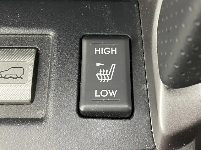 スバル フォレスター Xブレイク 群馬県 2017(平29)年 7.6万km クリスタルホワイトP アドバンスドセイフティパッケージ/・アダプティブドライビングビーム/・スバルリヤビークルディテクション(後側方警戒支援システム)/社外カロッツェリアナビ（AVIC-RZ900)/・AM/FM/CD/DVD/SD/MSV/Bluetooth/フルセグTV/=============/アドバンスドセイフティパッケージ　外カロッツェリアナビ　バックモニター　ハーフレザーシート　パワーシート　シートヒーター　アイサイト　追従クルーズ　ＬＥＤヘッドライト　フォグ　ＳＲＨ　ＢＳＭ　ＥＴＣ