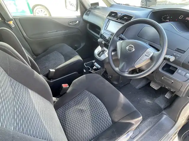 日産 セレナ 20X 長野県 2011(平23)年 12.2万km ブレードシルバー ワンセグテレビ/AM/FM/Bluetooth/AUX/VTR/バックカメラ/プッシュスタート/左側パワースライドドア/右側イージークローザードア/オートライト/フォグランプ/純正フロアマット/電動格納ミラー/スペアキー/ECOモード/ドアバイザー/社外15インチAW/クルーズコントロール