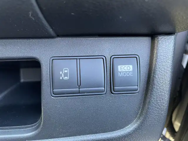 日産 セレナ 20X 長野県 2011(平23)年 12.2万km ブレードシルバー ワンセグテレビ/AM/FM/Bluetooth/AUX/VTR/バックカメラ/プッシュスタート/左側パワースライドドア/右側イージークローザードア/オートライト/フォグランプ/純正フロアマット/電動格納ミラー/スペアキー/ECOモード/ドアバイザー/社外15インチAW/クルーズコントロール