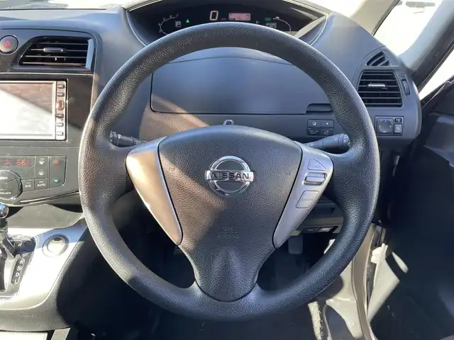 日産 セレナ 20X 長野県 2011(平23)年 12.2万km ブレードシルバー ワンセグテレビ/AM/FM/Bluetooth/AUX/VTR/バックカメラ/プッシュスタート/左側パワースライドドア/右側イージークローザードア/オートライト/フォグランプ/純正フロアマット/電動格納ミラー/スペアキー/ECOモード/ドアバイザー/社外15インチAW/クルーズコントロール