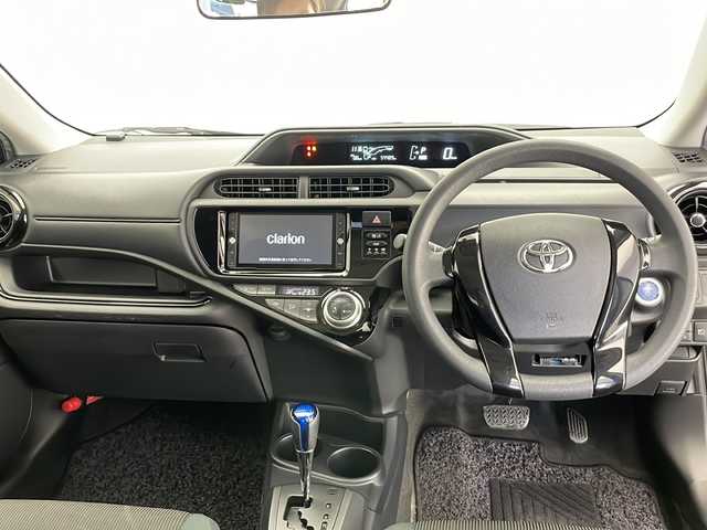 トヨタ アクア S スタイルブラック 長野県 2016(平28)年 5.5万km ブラックマイカ 社外7インチナビ　（NX615W）/・フルセグTV　CD/DVD/SD/Bluetooth/ETC/衝突被害軽減ブレーキ/車線逸脱警報/オートマチックハイビーム/横滑り防止装置/前席シートヒーター/ECOモード/EVモード/LEDヘッドライト/オートライト/フォグランプ/スマートキー/プッシュスタート/電動格納ミラー/純正フロアマット/純正ドアバイザー