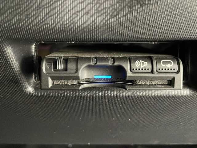 トヨタ アクア S スタイルブラック 長野県 2016(平28)年 5.5万km ブラックマイカ 社外7インチナビ　（NX615W）/・フルセグTV　CD/DVD/SD/Bluetooth/ETC/衝突被害軽減ブレーキ/車線逸脱警報/オートマチックハイビーム/横滑り防止装置/前席シートヒーター/ECOモード/EVモード/LEDヘッドライト/オートライト/フォグランプ/スマートキー/プッシュスタート/電動格納ミラー/純正フロアマット/純正ドアバイザー