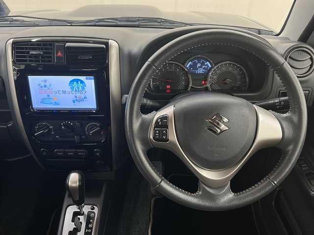 スズキ ジムニー ランドベンチャー 道央・札幌 2014(平26)年 3.2万km ノクターンブルーパール /4WD//社外ナビ：KENWOOD（FM/AM/TV/ipod/USB/CD）//レザーシート//運転席シートヒーター//純正フロアマット//社外１６インチアルミホイール//ミラーヒーター//ステアリングスイッチ//フォグランプ//2WD/4WD切り替え可//電動格納ミラー