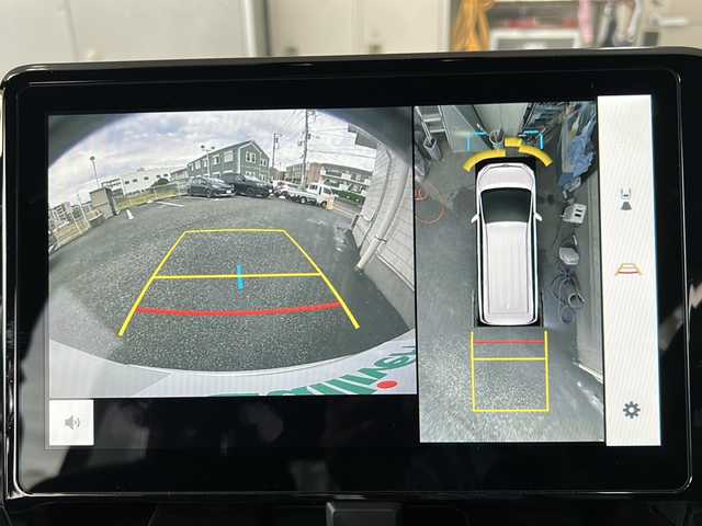 トヨタ ノア ハイブリッド S－Z 神奈川県 2024(令6)年 0.5万km ホワイトパールクリスタルシャイン ワンオーナー/純正ナビ（AM・FM・CD・DVD・HDMI・BT・TV・miracast）/バックカメラ/全方位モニター/ハーフレザーシート/ETC2.0/前後ドライブレコーダー/フリップダウンモニター/快適利便パッケージ/・パワーバックドア/・ナノイーX/・両側パワースライドドア/・2列目オットマン、シートヒーター/・ステアリングヒーター/レーダークルーズコントロール（全車速追従機能付き）/レーンチェンジアシスト/パーキングアシスト/ドライビングアシスト/純正フロアマット/純正ドアバイザー/オートライト/オートマチックハイビーム/AC100V充電/クリアランスソナー/フォグランプ/保証書/スペアキー×1