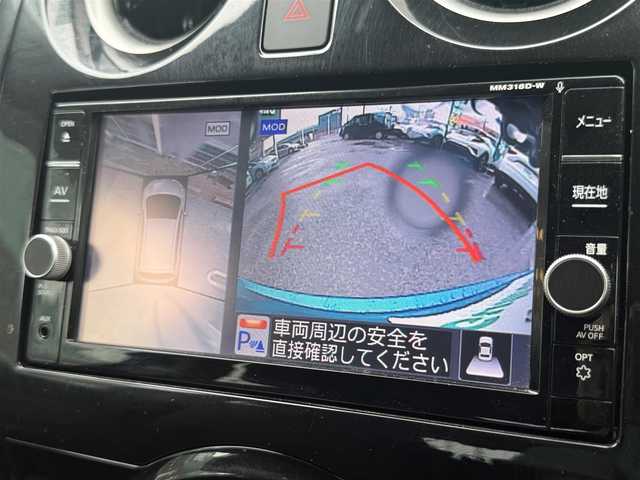 日産 ノート e－パワー X 千葉県 2018(平30)年 1.3万km シャイニングブルー 純正SDナビ(フルセグTV/CD/DVD/Bluetooth/AUX)/前後コーナーセンサー/インテリジェントアラウンドビューモニター/純正ドライブレコーダー/インテリジェントエマージェンシーブレーキ/純正LEDヘッドライト/オートライト/純正フロアマット/ステアリングスイッチ/スマートキー/プッシュエンジンスタート/レーンキープアシスト/保証書/取説　有