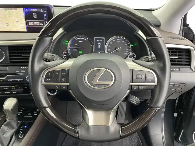 レクサス ＲＸ 450h バージョンL 富山県 2019(令1)年 5.8万km グラファイトブラックガラスフレーク 純正ナビ（AM/FM/DVD/BT/USB）/全方位カメラ/ETC/ブラインドスポットモニター/ヘッドアップディスプレイ/レザーシート/D/N席パワーシート/D/N席メモリシート/全席シートヒーター/前席エアシート/衝突被害軽減システム/レーダークルーズコントロール/レーンキープアシスト/コーナーセンサー/横滑り防止装置/純正アルミホイール/純正フロアマット/オートホールド付電子パーキング/ハンドルヒーター/オートLEDライト/オートマチックハイビーム