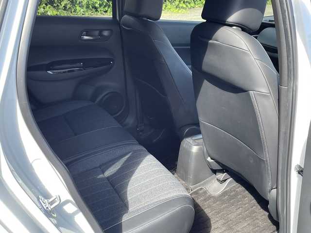 ホンダ フィット e:HEVホーム 大分県 2022(令4)年 2.7万km プラチナホワイトパール ホンダセンシング/アダプティブクルーズコントロール/レーンキープアシスト/純正メモリーナビ/バックカメラ/Bluetooth/DVD/ビルトインETC/純正LEDヘッドライト/オートライトコントロール/ハーフレザーシート/前後ドライブレコーダー/スマートキー/エンジンプッシュスタート
