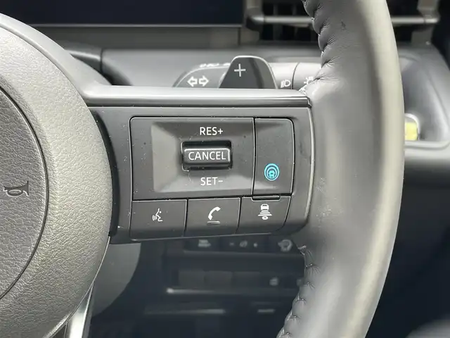 日産 セレナ ハイウェイスター V 東京都 2025(令7)年 0.2万km ホワイトパール 日産12型コネクトナビゲーション＆フルセグ/・BluetoothAudio/USB/・AppleCarPlay＆AndroidAuto/純正11型フリップダウンモニター/インテリジェントアラウンドビューモニター　/ハンズフリー両側パワースライドドア　/360度セーフティアシスト/・プロパイロット/・インテリジェントエマージェンシーブレーキ/・衝突回避支援ブレーキ/・ふらつき警報/・車線逸脱警報システム/・標識検知機能/ＬＥＤヘッドランプ　/ワイヤレス充電器　/前後ドライブレコーダー　/ＥＴＣ/スマートキー/保証書＆取説