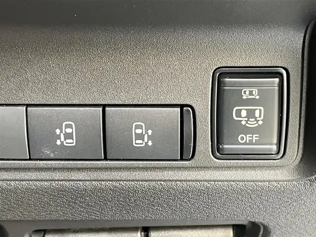 日産 セレナ ハイウェイスター V 東京都 2025(令7)年 0.2万km ホワイトパール 日産12型コネクトナビゲーション＆フルセグ/・BluetoothAudio/USB/・AppleCarPlay＆AndroidAuto/純正11型フリップダウンモニター/インテリジェントアラウンドビューモニター　/ハンズフリー両側パワースライドドア　/360度セーフティアシスト/・プロパイロット/・インテリジェントエマージェンシーブレーキ/・衝突回避支援ブレーキ/・ふらつき警報/・車線逸脱警報システム/・標識検知機能/ＬＥＤヘッドランプ　/ワイヤレス充電器　/前後ドライブレコーダー　/ＥＴＣ/スマートキー/保証書＆取説