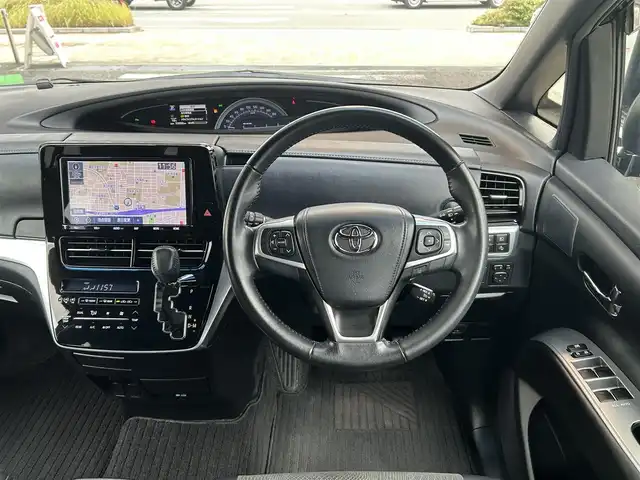 トヨタ エスティマ アエラス プレミアム 兵庫県 2018(平30)年 5.3万km ブラック /ワンオーナー//純正9インチメモリーナビ NSZT-Y68T//地デジ/DVD/Bluetooth//ステアリングリモコン//バックカメラ//純正12.1型フリップダウンモニター//両側パワースライドドア//ハーフレザーシート（運転席電動シート）//デジタルミラー型ドライブレコーダー前後//ビルトインETC//クルーズコントロール//クリアランスソナー//純正18インチAW//オートLEDヘッドランプ//プリクラッシュセーフティ//レーンディパーチャーアラート//オートマチックハイビーム//R1/3/4/5/7年ディーラー点検記録簿//スペアキー有