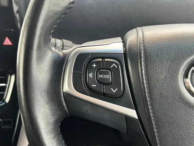 トヨタ エスティマ アエラス プレミアム 兵庫県 2018(平30)年 5.3万km ブラック /ワンオーナー//純正9インチメモリーナビ NSZT-Y68T//地デジ/DVD/Bluetooth//ステアリングリモコン//バックカメラ//純正12.1型フリップダウンモニター//両側パワースライドドア//ハーフレザーシート（運転席電動シート）//デジタルミラー型ドライブレコーダー前後//ビルトインETC//クルーズコントロール//クリアランスソナー//純正18インチAW//オートLEDヘッドランプ//プリクラッシュセーフティ//レーンディパーチャーアラート//オートマチックハイビーム//R1/3/4/5/7年ディーラー点検記録簿//スペアキー有