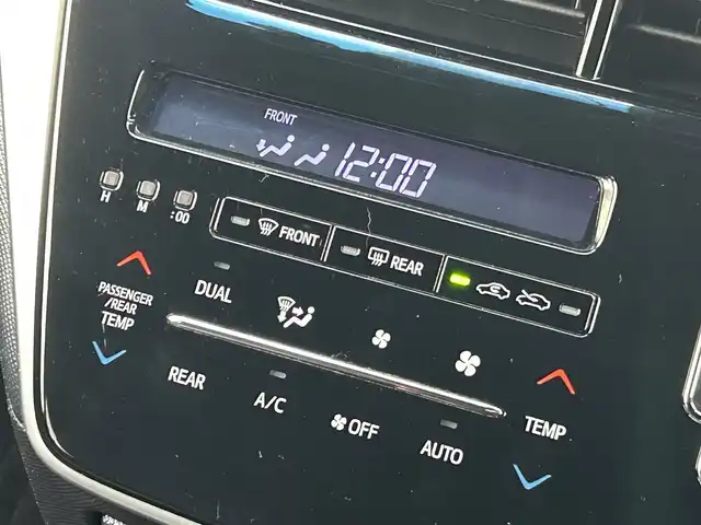 トヨタ エスティマ アエラス プレミアム 兵庫県 2018(平30)年 5.3万km ブラック /ワンオーナー//純正9インチメモリーナビ NSZT-Y68T//地デジ/DVD/Bluetooth//ステアリングリモコン//バックカメラ//純正12.1型フリップダウンモニター//両側パワースライドドア//ハーフレザーシート（運転席電動シート）//デジタルミラー型ドライブレコーダー前後//ビルトインETC//クルーズコントロール//クリアランスソナー//純正18インチAW//オートLEDヘッドランプ//プリクラッシュセーフティ//レーンディパーチャーアラート//オートマチックハイビーム//R1/3/4/5/7年ディーラー点検記録簿//スペアキー有