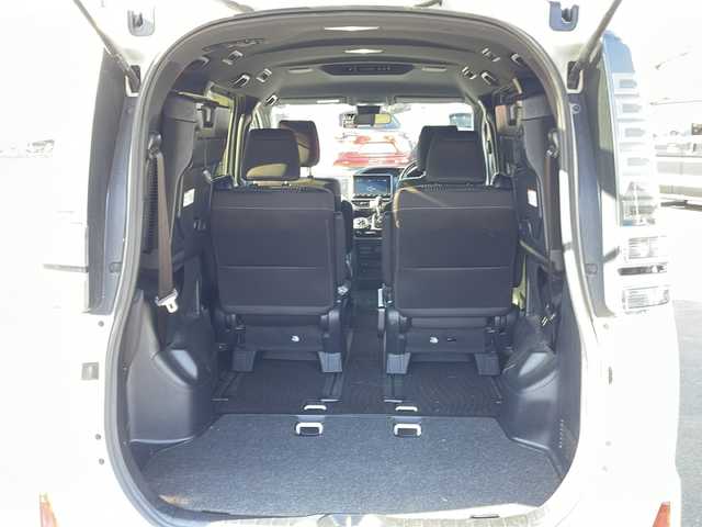 トヨタ ヴォクシー ZS 煌 山梨県 2018(平30)年 6.3万km ホワイトパールクリスタルシャイン 純正SDナビ（NSZT-Y68T）/ＣＤ/ＤＶＤ/ＢＴ/フルセグテレビ/バックカメラ/アイドリングストップ/クルーズコントロール/プッシュスタート/両側パワースライドドア/ETC/純正LEDヘッドライト