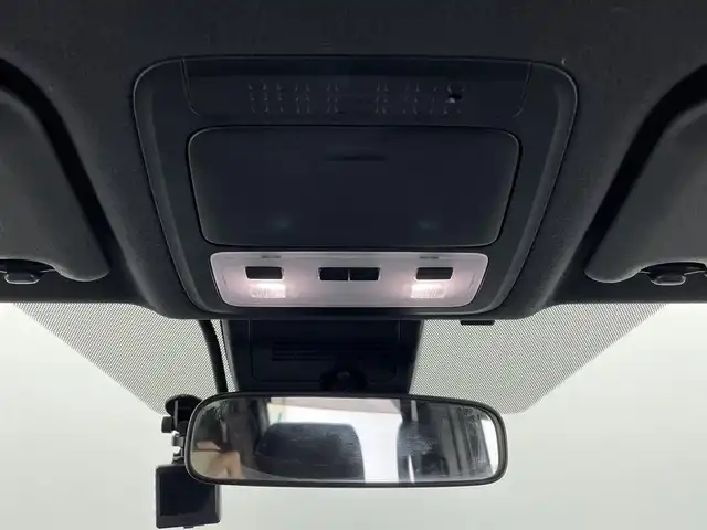トヨタ ヴォクシー ZS 煌 大分県 2018(平30)年 7.1万km ブラック ワンオーナー/7人乗り/TOYOTAセーフティセンス/・プリクラッシュセーフティ/・レーンディパーチャアラート/・オートマチックハイビーム/純正10型ナビ　型式：NSZN-Z66T/【フルセグTV、DVD再生可、BT対応】/ステアリングスイッチ/バックカメラ/純正フリップダウンモニター/両側電動スライドドア/社外ドライブレコーダー/ビルトインETC/アイドリングストップ/横滑り防止装置/電動格納ミラー/純正フロアマット/オートライト/LEDヘッドライト/LEDフォグ/純正16インチアルミホイール/保証書、取説、スペアキー有り