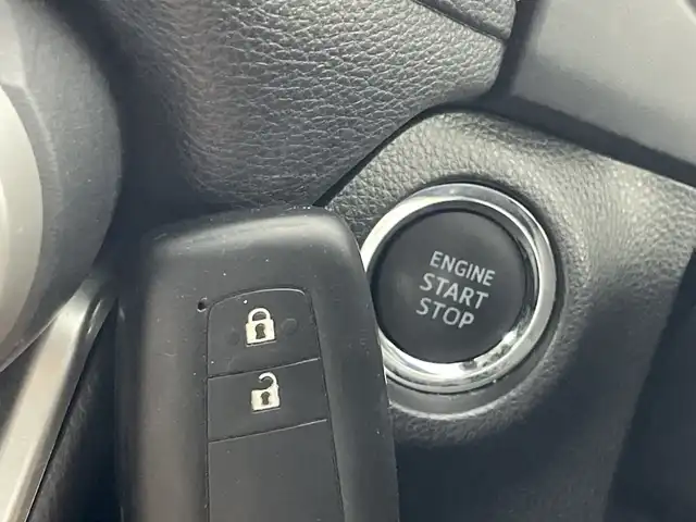 トヨタ ＲＡＶ４ アドベンチャー 群馬県 2020(令2)年 4.6万km アティチュードブラックマイカ 純正9型ディスプレイオーディオ/Bluetooth接続/バックモニター/TRDフロントバンパーガーニッシュ/トヨタセーフティセンス/衝突被害軽減ブレーキ/車線逸脱警報機能/オートマチックハイビーム/レーダークルーズコントロール/ステアリングスイッチ/レザーシート/電動パワーシート/純正19インチアルミホイール/純正LEDヘッドライト/フルオートエアコン