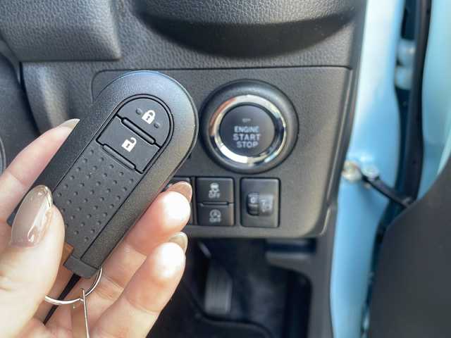 ダイハツ ミラ トコット G SA Ⅲ 大阪府 2021(令3)年 1.6万km サニーデイブルーメタリック 純正ナビ/ワンセグTV/全方位モニター/ETC/ドライブレコーダー/LEDヘッドライト/前席シートヒーター/ステアリングリモコン/ヘッドライトレベライザー/純正マット/保証書/取扱説明書/スペアスマートキー１本