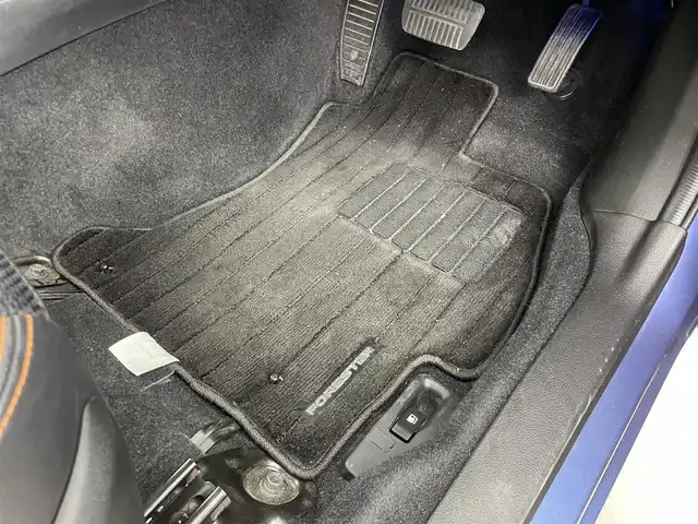 スバル フォレスター Xブレイク 群馬県 2016(平28)年 2.2万km クォーツブルーP 前席パワーシート/アドバンスドセイフティパッケージ/・スバルリヤビークルディテクション/・アダプティブドライビングビーム /キーレスアクセス＆プッシュスタート/========/純正パナソニックナビ（CN-LR710D)/・CD/DVD/Bluetooth/フルセグTV/========/アドバンスドセイフティパッケージ　ＢＳＭ　前席パワーシート　純正ＳＤナビ　バックカメラ　アイサイトＶｅｒ．３　前席／後席左右シートヒーター　ＥＴＣ　ＬＥＤヘッドライト　ルーフレール　４ＷＤ　禁煙車