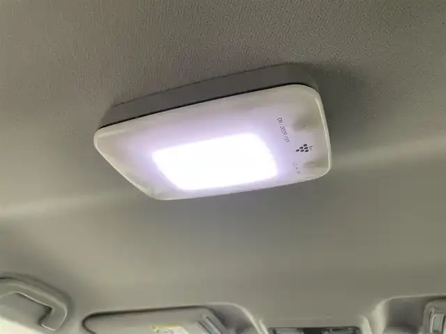 スバル フォレスター Xブレイク 群馬県 2016(平28)年 2.2万km クォーツブルーP 前席パワーシート/アドバンスドセイフティパッケージ/・スバルリヤビークルディテクション/・アダプティブドライビングビーム /キーレスアクセス＆プッシュスタート/========/純正パナソニックナビ（CN-LR710D)/・CD/DVD/Bluetooth/フルセグTV/========/アドバンスドセイフティパッケージ　ＢＳＭ　前席パワーシート　純正ＳＤナビ　バックカメラ　アイサイトＶｅｒ．３　前席／後席左右シートヒーター　ＥＴＣ　ＬＥＤヘッドライト　ルーフレール　４ＷＤ　禁煙車