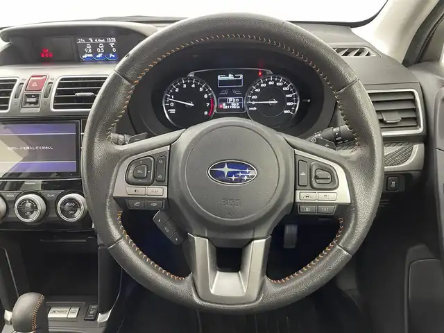 スバル フォレスター Xブレイク 群馬県 2016(平28)年 2.2万km クォーツブルーP 前席パワーシート/アドバンスドセイフティパッケージ/・スバルリヤビークルディテクション/・アダプティブドライビングビーム /キーレスアクセス＆プッシュスタート/========/純正パナソニックナビ（CN-LR710D)/・CD/DVD/Bluetooth/フルセグTV/========/アドバンスドセイフティパッケージ　ＢＳＭ　前席パワーシート　純正ＳＤナビ　バックカメラ　アイサイトＶｅｒ．３　前席／後席左右シートヒーター　ＥＴＣ　ＬＥＤヘッドライト　ルーフレール　４ＷＤ　禁煙車