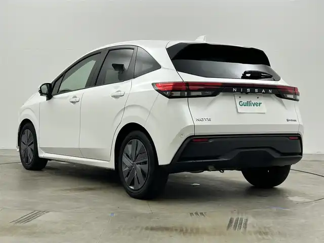 日産 ノート X 岡山県 2023(令5)年 5万km ピュアホワイトパール 純正９インチナビ　(MJ121D-L)/【CD/DVD/BT/USB/】/全方位カメラ　/ＬＥＤヘッドライト　/ＥＴＣ２．０　/デジタルインナーミラー　/ブラインドスポットモニター　/コーナーセンサー　前後/オートハイビーム　/オートエアコン/アイドリングストップ/禁煙車/オートブレーキホールド/踏み間違い防止