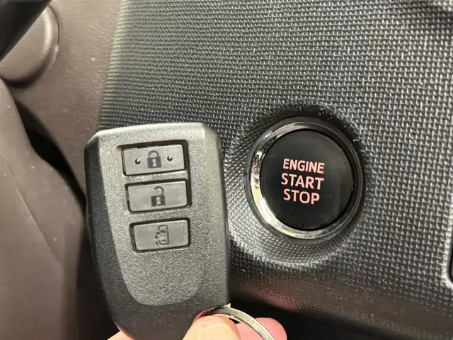 トヨタ スペイド F 群馬県 2013(平25)年 8.5万km ブラックマイカ 純正8インチナビ/・フルセグTV/・BT/SD/HDMI/・FM/AM/バックカメラ/ETC/片側パワースライドドア/ステアリングスイッチ/スマートキー/プッシュスタート/純正フロアマット/純正ドアバイザー/電動格納ウィンカーミラー/横滑り防止機能