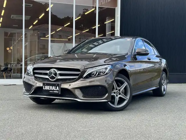メルセデス・ベンツ Ｃ２２０ｄ ローレウスエディション 福岡県 2018(平30)年 5.2万km シトリーネブラウン レーダーセーフティパッケージ/アダプティブクルーズコントロール/ブラインドスポットモニター/レーンキープアシスト/ドラレコ一体型デジタルインナーミラー/純正ナビ/フルセグTV/バックカメラ　/Bluetooth/LEDライト/オートライト　/エアサスペンション　/純正１８インチアルミホイール　/ETC2.0