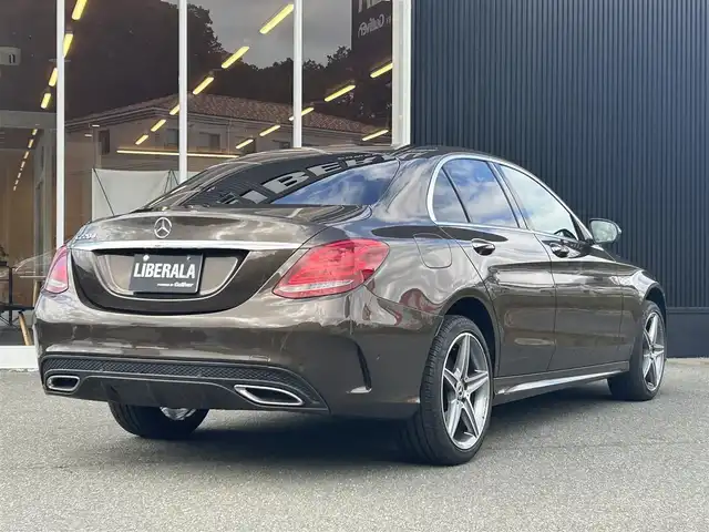 メルセデス・ベンツ Ｃ２２０ｄ ローレウスエディション 福岡県 2018(平30)年 5.2万km シトリーネブラウン レーダーセーフティパッケージ/アダプティブクルーズコントロール/ブラインドスポットモニター/レーンキープアシスト/ドラレコ一体型デジタルインナーミラー/純正ナビ/フルセグTV/バックカメラ　/Bluetooth/LEDライト/オートライト　/エアサスペンション　/純正１８インチアルミホイール　/ETC2.0