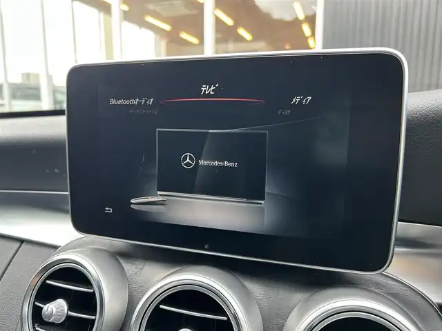 メルセデス・ベンツ Ｃ２２０ｄ ローレウスエディション 福岡県 2018(平30)年 5.2万km シトリーネブラウン レーダーセーフティパッケージ/アダプティブクルーズコントロール/ブラインドスポットモニター/レーンキープアシスト/ドラレコ一体型デジタルインナーミラー/純正ナビ/フルセグTV/バックカメラ　/Bluetooth/LEDライト/オートライト　/エアサスペンション　/純正１８インチアルミホイール　/ETC2.0