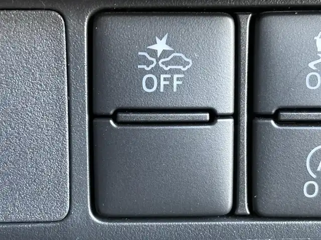 ダイハツ トール カスタムG 東京都 2023(令5)年 0.9万km ブラックマイカメタリック 社外メモリナビ/フルセグ/全方位モニター/ドライブレコーダー/両側パワースライドドア/衝突軽減ブレーキ/レーンキープアシスト/レーダークルーズコントロール/コーナーセンサー/アイドリングストップ/LEDヘッドライト/スマートキー/純正14インチAW