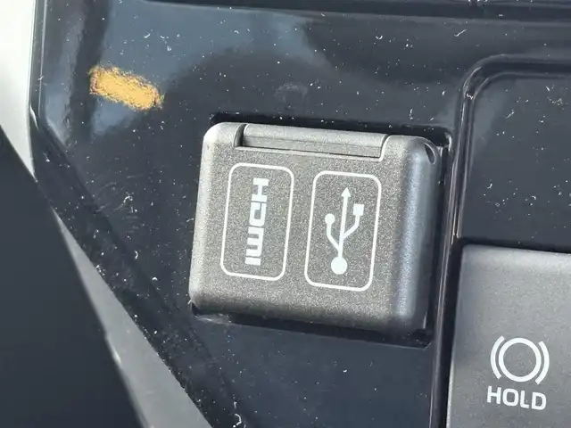 ダイハツ トール カスタムG 東京都 2023(令5)年 0.9万km ブラックマイカメタリック 社外メモリナビ/フルセグ/全方位モニター/ドライブレコーダー/両側パワースライドドア/衝突軽減ブレーキ/レーンキープアシスト/レーダークルーズコントロール/コーナーセンサー/アイドリングストップ/LEDヘッドライト/スマートキー/純正14インチAW