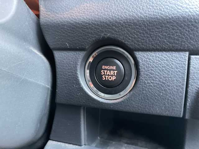 スズキ ハスラー G 神奈川県 2015(平27)年 2.2万km パッションオレンジマイカ/スペリアホワイト ワンオーナー/社外ナビ、フルセグTV/バックカメラ/衝突軽減ブレーキ/ETC/シートヒーター/アイドリングストップ/スマートキー×2/保証書、取説