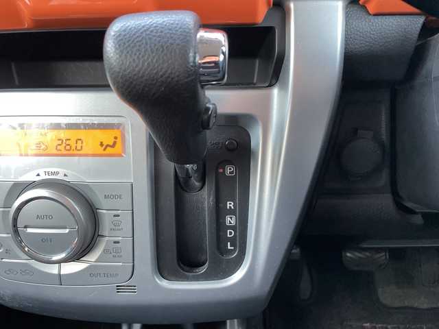 スズキ ハスラー G 神奈川県 2015(平27)年 2.2万km パッションオレンジマイカ/スペリアホワイト ワンオーナー/社外ナビ、フルセグTV/バックカメラ/衝突軽減ブレーキ/ETC/シートヒーター/アイドリングストップ/スマートキー×2/保証書、取説