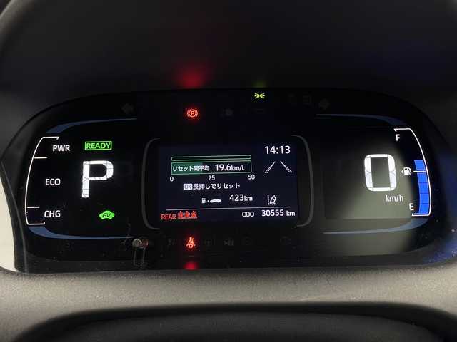 トヨタ アクア G 長野県 2021(令3)年 3.1万km プラチナホワイトパールマイカ 4WD/純正メモリナビ＆USB＆BT/トヨタセーフティセンス/アダプティブクルーズコントロール/レーントレーシング/プリクラッシュセーフティ/ブラインドスポットモニター/クリアランスソナー/リアクロストラフィックアラート/パーキングサポートブレーキ/ロードサインアシスト/オートマチックハイビーム/先行車発進告知/ステアリングスイッチ/全方位カメラ/ビルトインETC/LEDヘッドライト/オートライト/電動格納ミラー/ウィンカーミラー/ドアミラーヒーター/純正ホイールキャップ装着/純正フロアマット/プッシュスタート/スマートキー